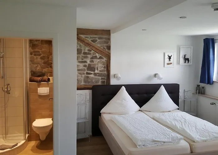 Kramer בית הארחה 3*